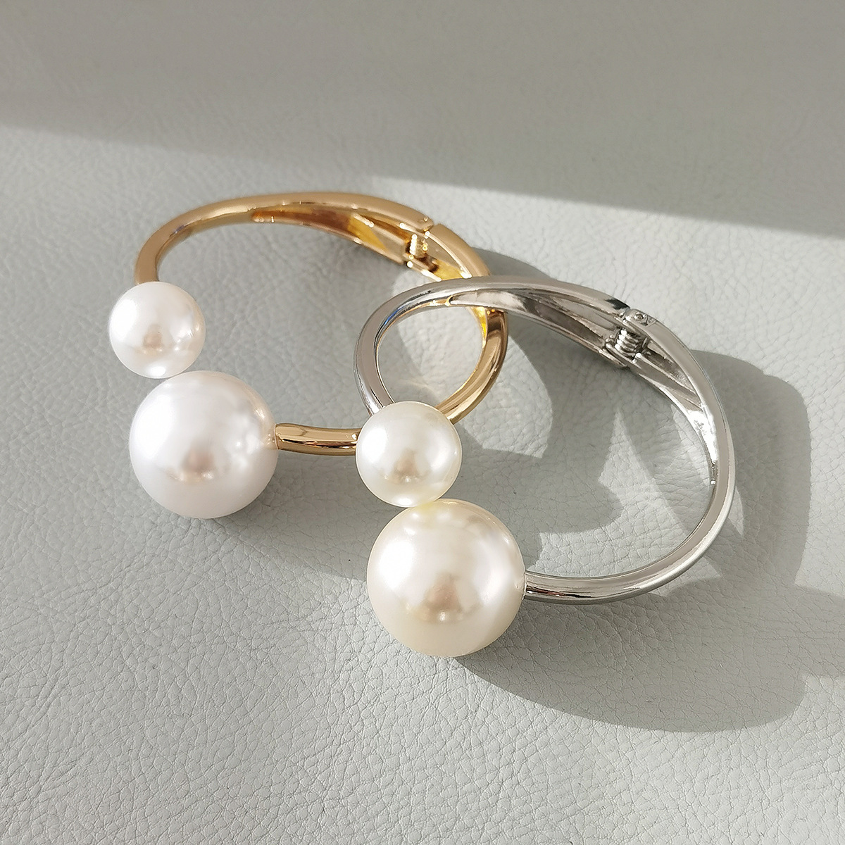 Elegant and sophisticated pear - Jewelry Making Magazines review and price